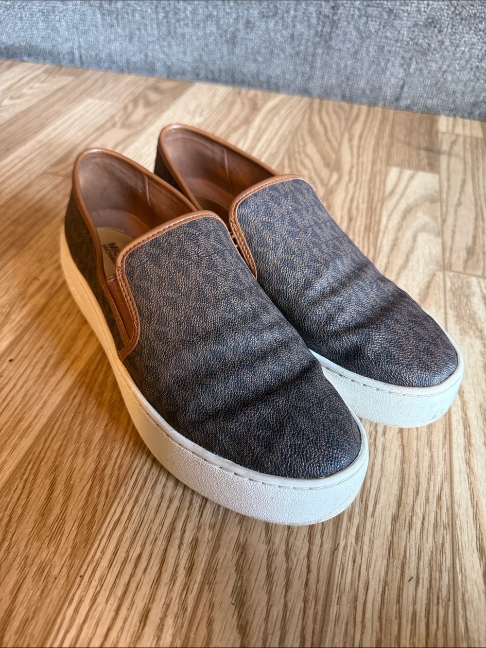 Slip-On Casual Sneakers in Brown and Tan